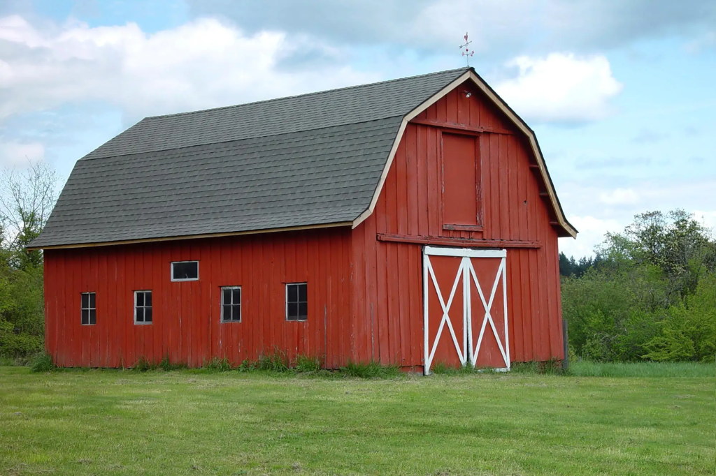 Finding the Perfect Hue: Choosing Barn Paint Suppliers for Your Agricultural Needs